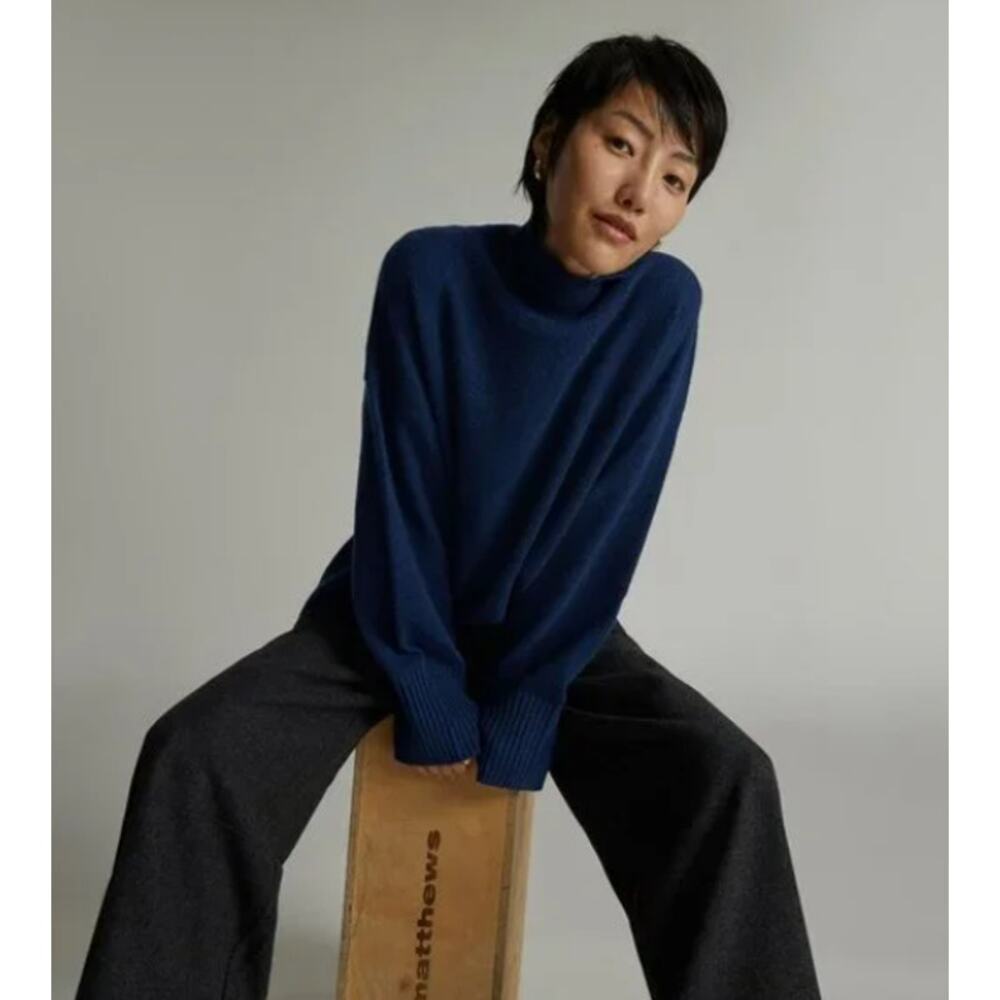 Everlane Womens The ReCashmere Oversized Turtleneck Sweater XS Navy Blue NWT - Picture 2 of 13